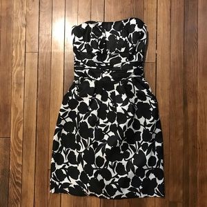 Black/white floral cocktail dress